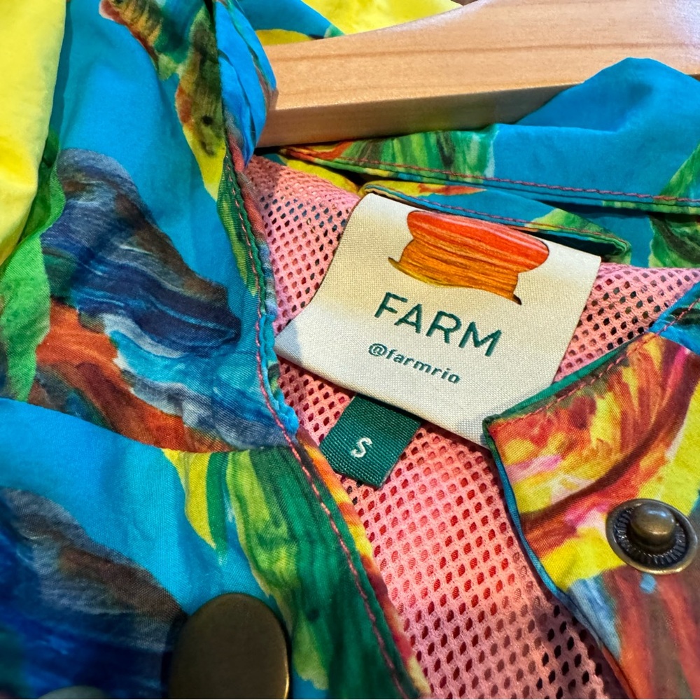 Farm Rio rain coat in bright scarf print - Picture 4 of 7